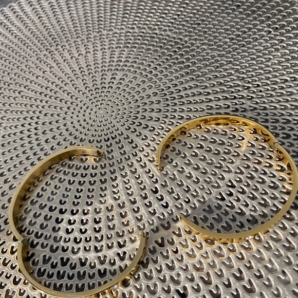 Stainless Steel set of 2 Bangles size 7 inches Brand new - Picture 4 of 4